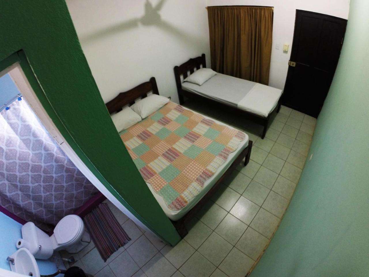 Tsunami Hostel Tamarindo Dış mekan fotoğraf